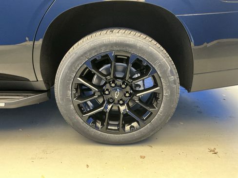 New 2026 Chevrolet Tahoe High Country w/ Sun And Tow Package AWD/4WD image 9