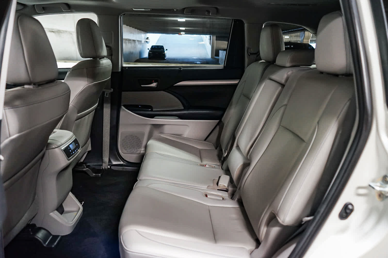 Certified 2019 Toyota Highlander XLE AWD/4WD image 20