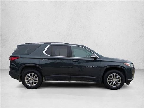 Used 2020 Chevrolet Traverse LT AWD/4WD image 4