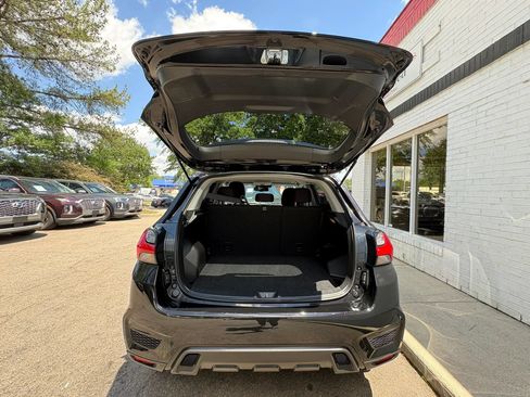 Used 2025 Mitsubishi Outlander Sport AWD image 20