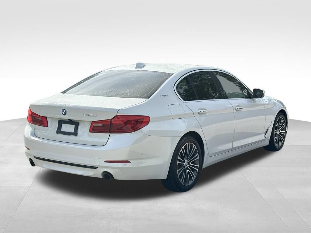 Used 2018 BMW 530e RWD image 8