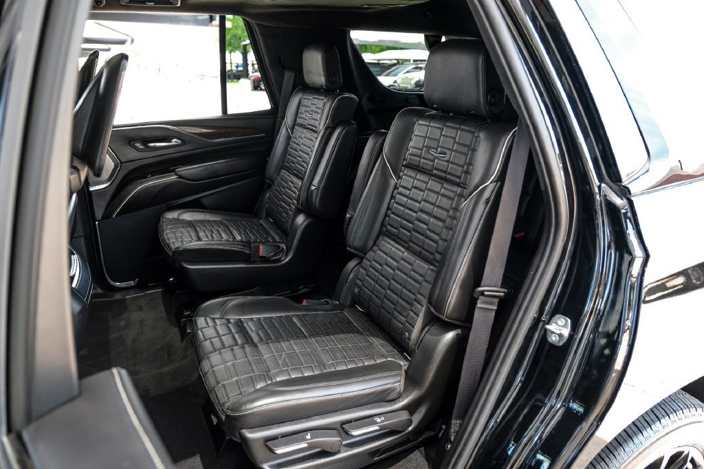 Used 2021 Cadillac Escalade Sport Platinum w/ LPO, ONYX Package AWD/4WD image 47