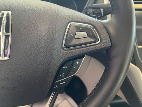 Used 2019 Lincoln MKC Reserve w/ MKC Climate Package AWD/4WD image 21