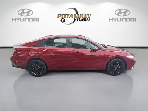 Certified 2026 Hyundai Elantra Sport FWD image 4