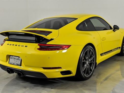 Used 2018 Porsche 911 Carrera T RWD image 10