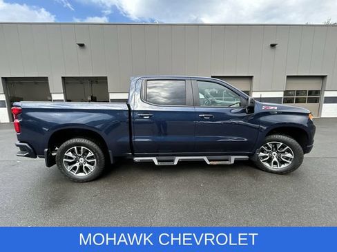 Used 2022 Chevrolet Silverado 1500 RST w/ Z71 Off-Road Package AWD/4WD image 13