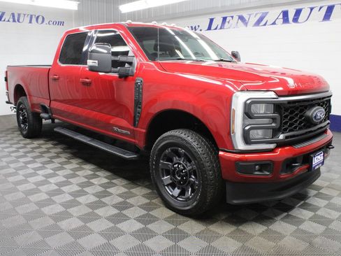 Used 2024 Ford F250 Lariat w/ Sport Appearance Package AWD/4WD image 3