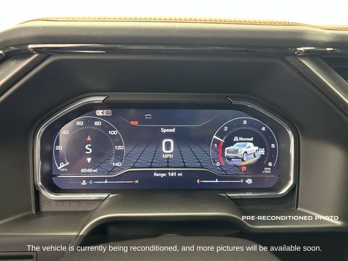 Used 2025 GMC Sierra 1500 AT4 image 17