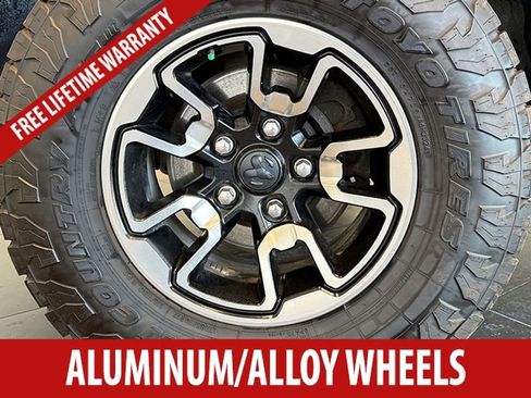 Used 2017 RAM 1500 Rebel w/ Luxury Group image 7