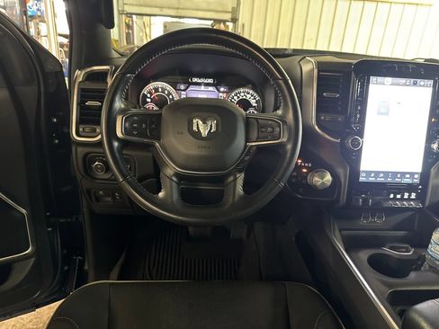 Used 2023 RAM 1500 Laramie AWD/4WD image 17