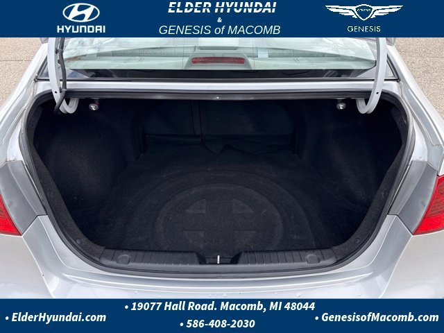 Used 2010 Hyundai Elantra GLS FWD image 24