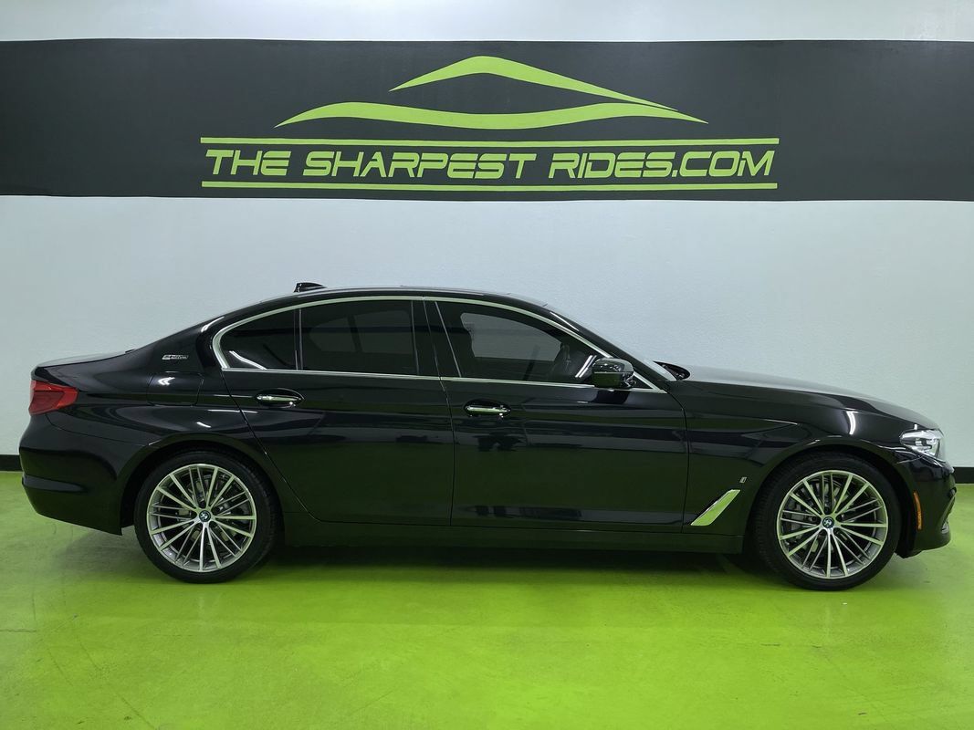 Used 2018 BMW 530e w/ Premium Package 2 RWD image 11