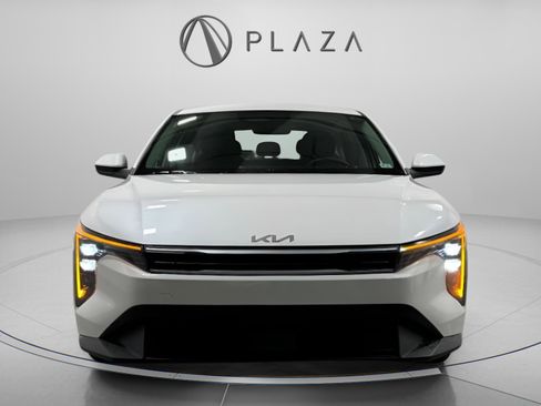 Used 2025 Kia K4 LXS image 7