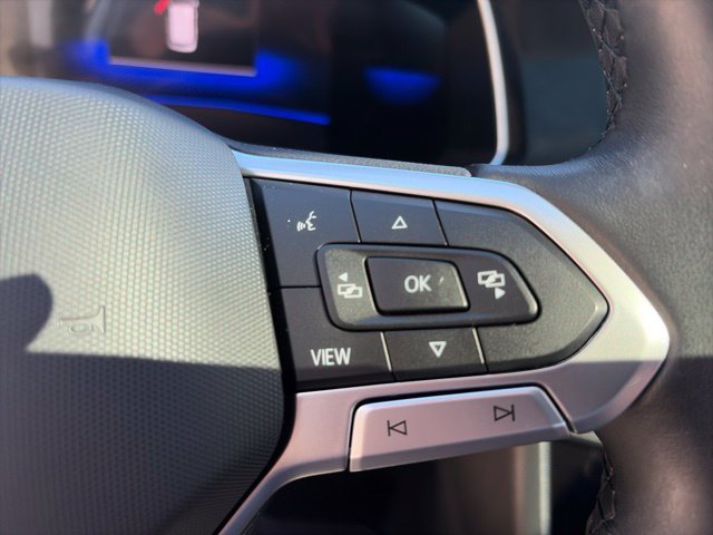 Certified 2023 Volkswagen Jetta SE w/ Panoramic Sunroof Package FWD image 22