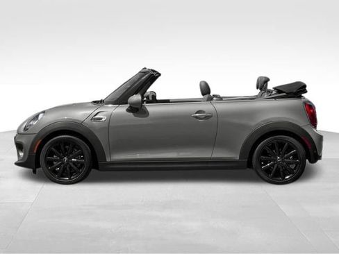 Used 2018 MINI Cooper Convertible image 3
