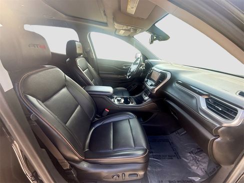 Used 2022 GMC Acadia AT4 w/ Technology Package image 31