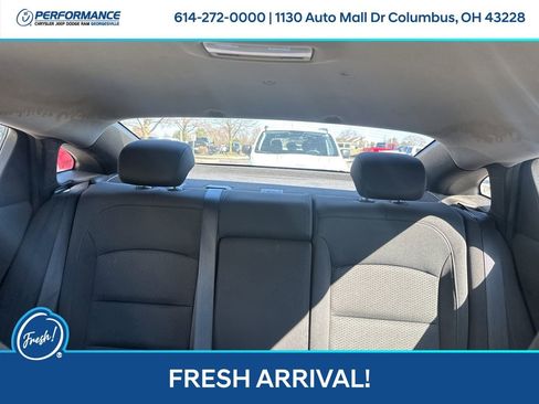 Used 2016 Chevrolet Malibu LT image 23