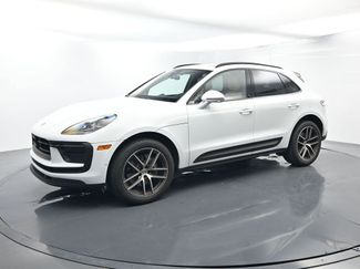 Certified 2023 Porsche Macan AWD/4WD video 1