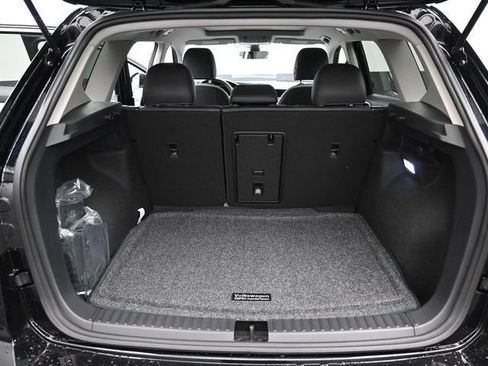 New 2026 Volkswagen Taos SE AWD/4WD image 12