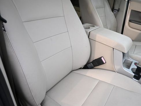 Used 2009 Ford Escape XLT image 55