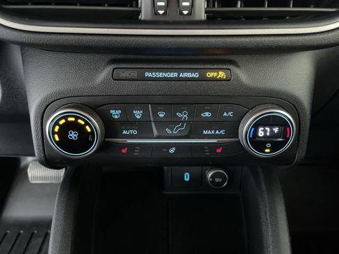 Used 2020 Ford Escape SEL image 24