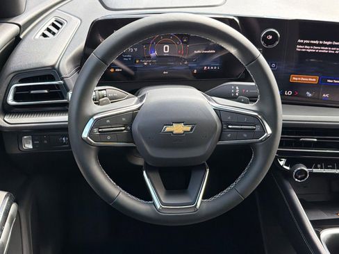 New 2026 Chevrolet Traverse LT FWD image 18