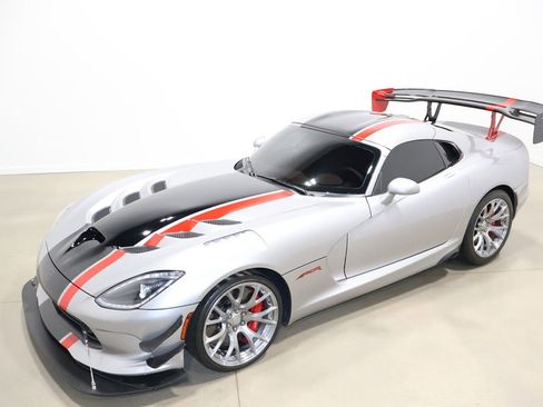 Used 2017 Dodge Viper GTC w/ ACR Package image 4