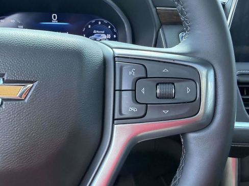 Used 2023 Chevrolet Tahoe Premier AWD/4WD image 32