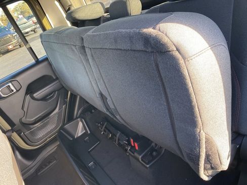 New 2026 Jeep Gladiator Rubicon image 37