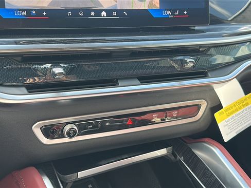 New 2026 BMW X6 xDrive40i w/ Climate Comfort Package image 24