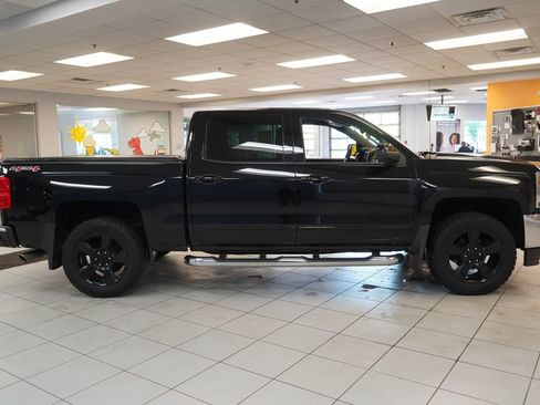 Used 2017 Chevrolet Silverado 1500 LT w/ All Star Edition AWD/4WD image 12