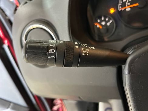 Used 2016 Jeep Patriot High Altitude AWD/4WD image 20