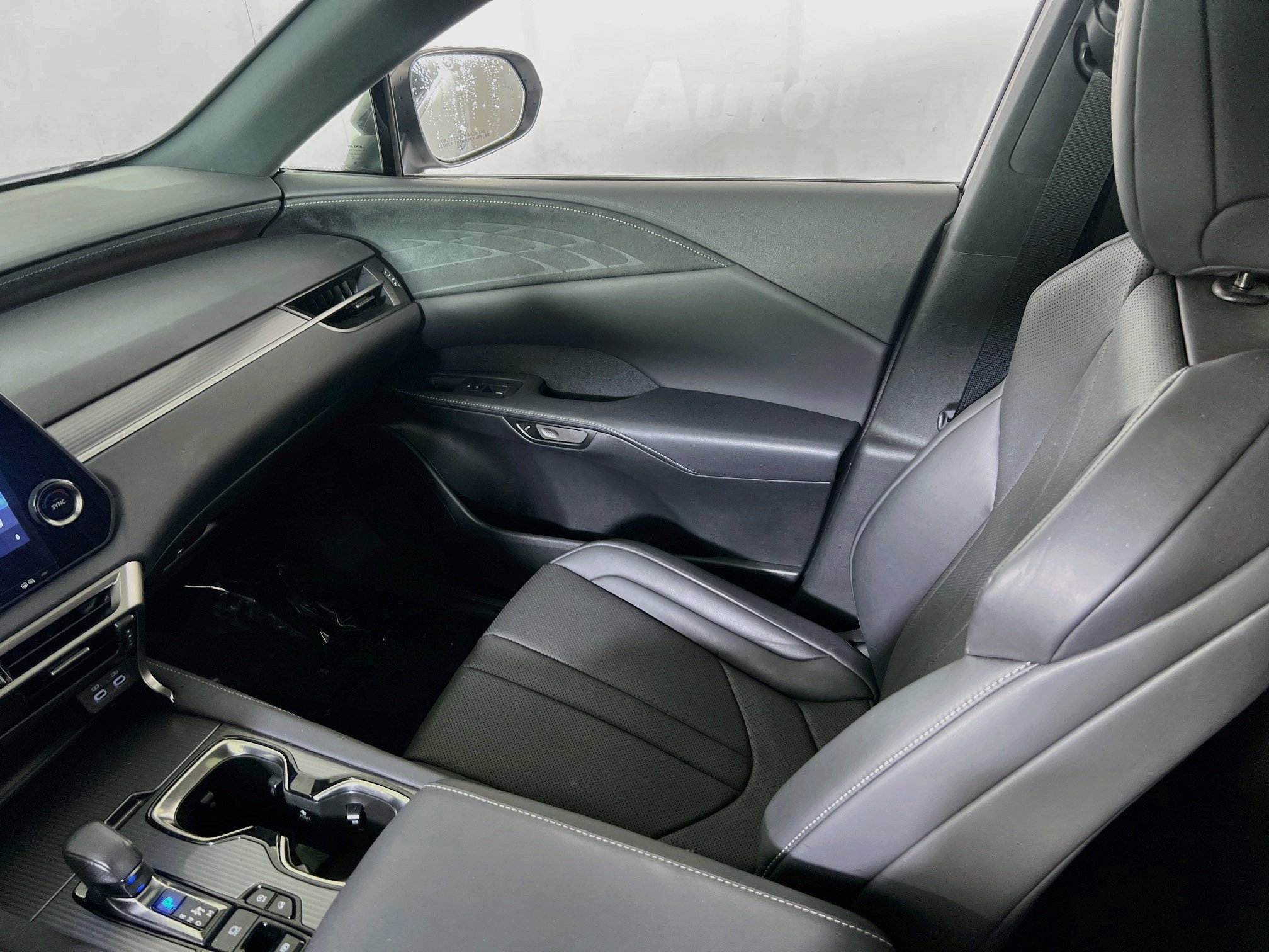 Used 2023 Lexus RX 350 F Sport w/ Cold Area Package AWD/4WD image 23