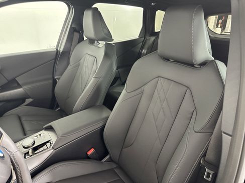 Used 2025 BMW X3 xDrive30i w/ Premium Package image 23