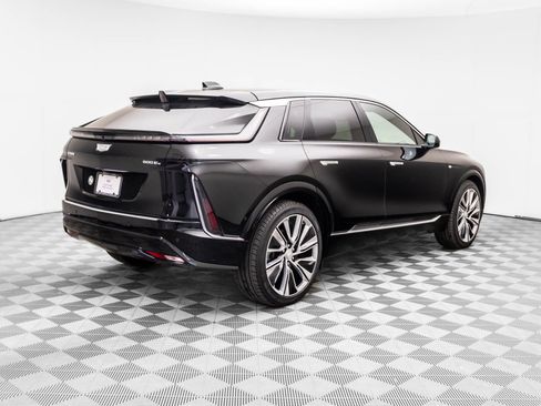 Certified 2024 Cadillac Lyriq Luxury w/ LPO, Floor Liner Package image 6