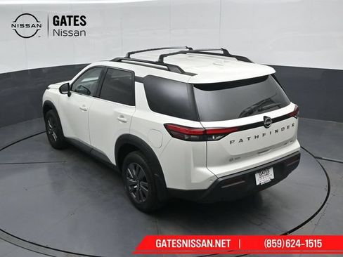 Used 2024 Nissan Pathfinder SV AWD/4WD image 48