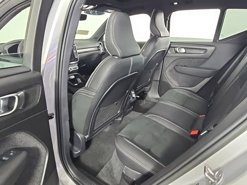 Certified 2023 Volvo XC40 Recharge Ultimate AWD/4WD image 17
