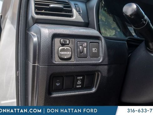 Used 2020 Toyota 4Runner SR5 Premium w/ Moonroof Package AWD/4WD image 19