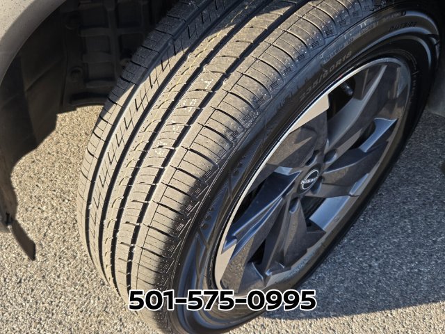 Used 2025 Nissan Rogue SV FWD image 20