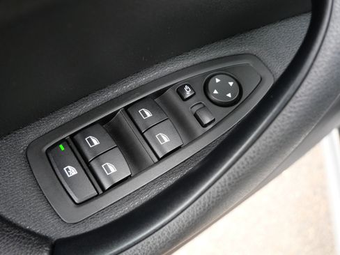 Used 2019 BMW X1 xDrive28i w/ Convenience Package image 24