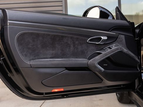 Certified 2018 Porsche 911 GT3 RWD image 25