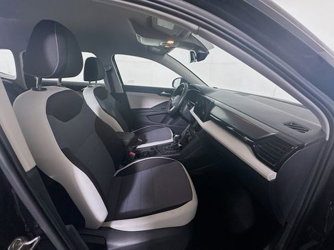 Used 2025 Volkswagen Taos S image 30