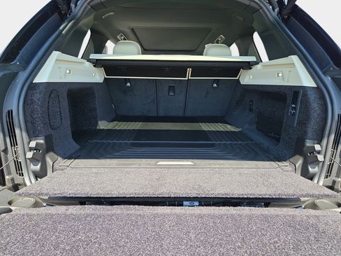 New 2026 Land Rover Range Rover SE AWD/4WD image 13