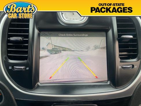 Used 2016 Chrysler 300 Limited RWD image 34