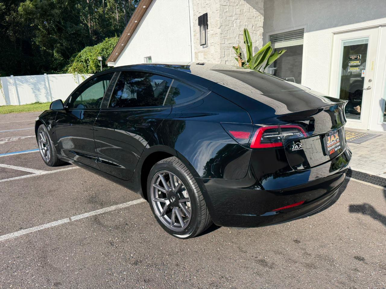 Used 2021 Tesla Model 3 Standard Range Plus RWD image 11