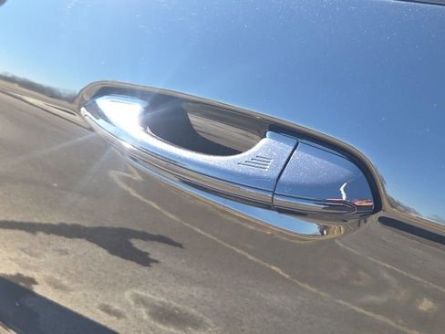 Certified 2024 Ford Edge SE w/ Black Appearance Package image 24