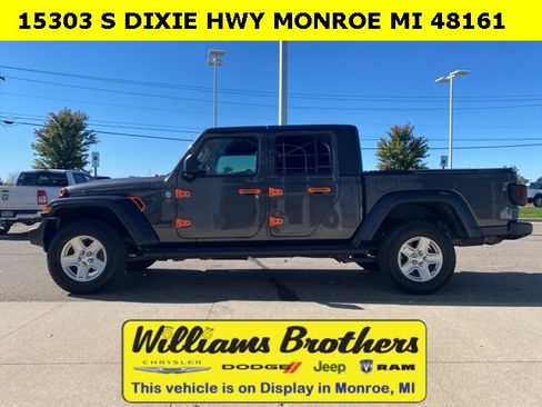 Used 2020 Jeep Gladiator Sport w/ Quick Order Package 24S image 8