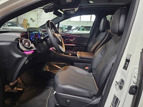 Certified 2026 Mercedes-Benz EQE 320 4MATIC SUV image 27