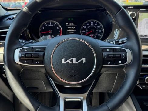 Used 2023 Kia K5 EX w/ EX Premium Package FWD image 17
