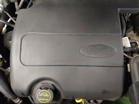 Used 2016 Ford Explorer XLT image 30